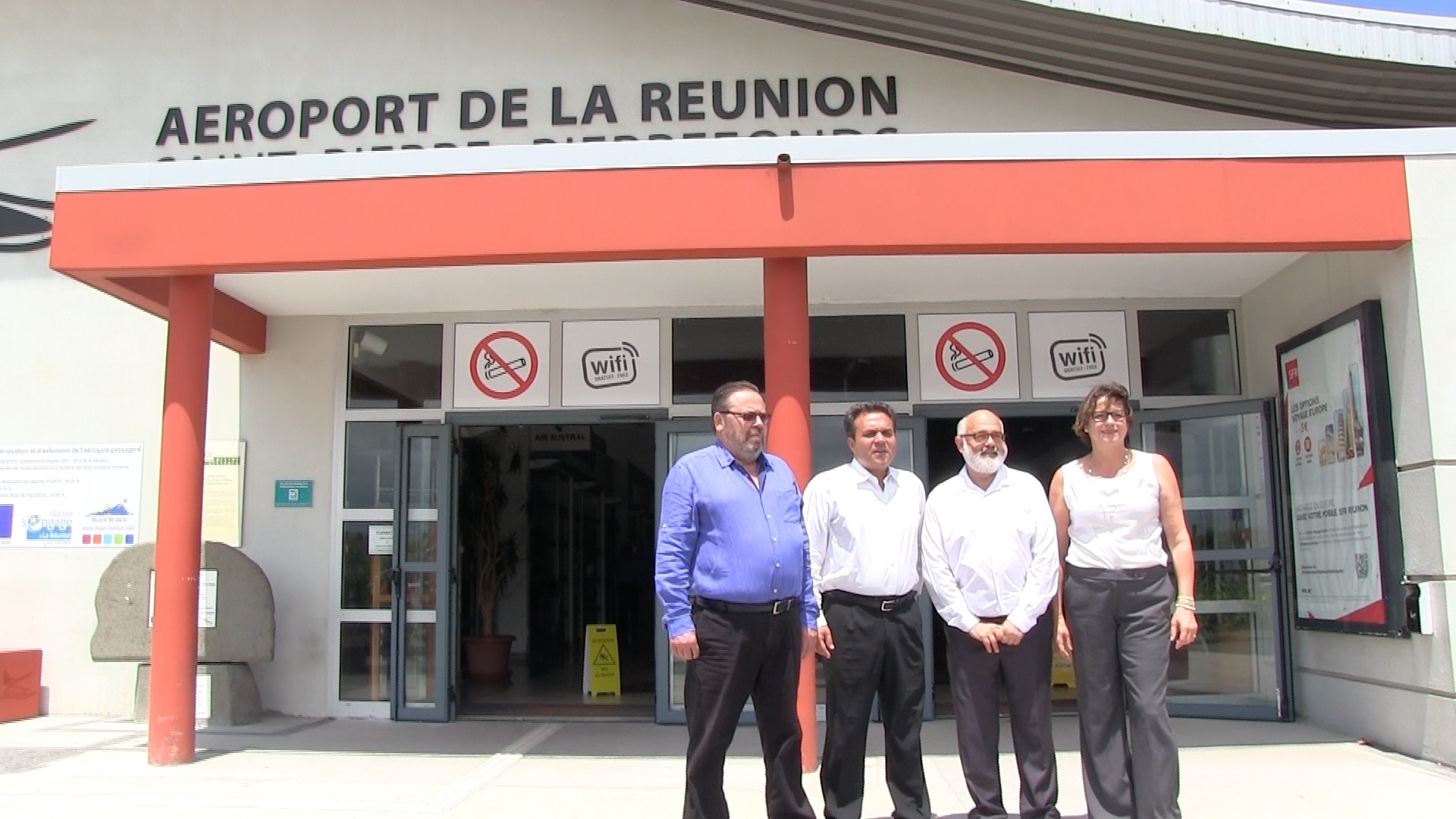 Didier ROBERT et les Maires du Sud : Une compagnie Low-Cost pour Pierrefonds