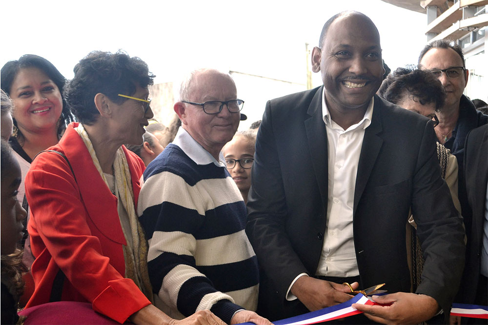 ​Inauguration de la médiathèque de la Chaloupe : « Saint-Leu possède désormais sa première grande maison de la Culture »