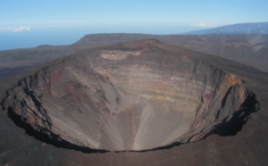 Activité volcanique au piton de la fournaise : Passage en phase sauvegarde